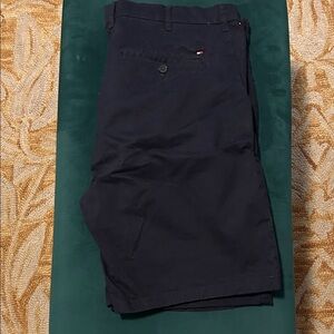 Tommy Hilfiger navy men’s shorts. 98%cotton smart casual size W38